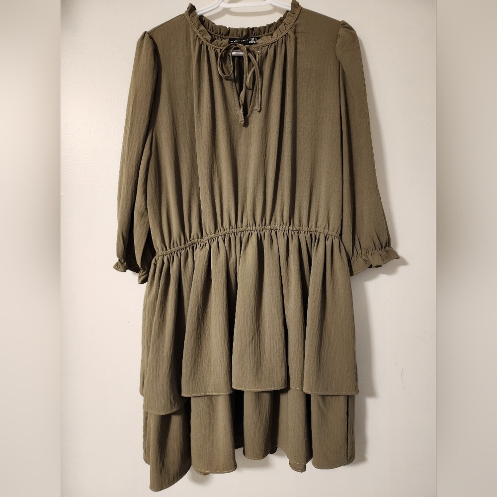 ❤️NWOT Black Tape Olive Green 3/4 Sleeve dress Size XL